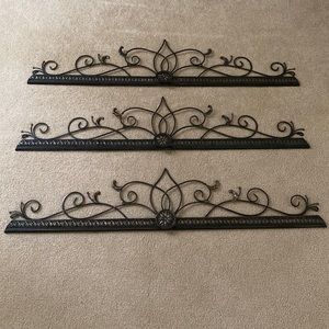 WALL DECOR